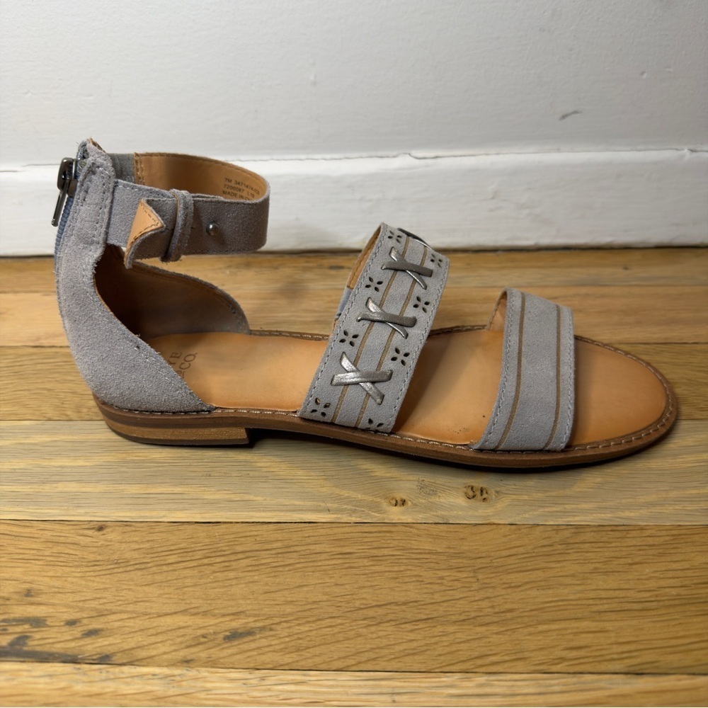 Frye and Co. Grey Sky Suede Ankle Strap Sandals Size 7 - Picture 4 of 10